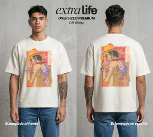 Mar de los Piratas | El Capitan de Fuego #03028 - Playera Oversized Premium | Off White - Foto en modelo