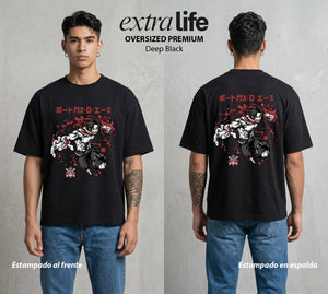 Mar de los Piratas | Puño de Fuego #03029 - Playera Oversized Premium | Deep Black - Foto en modelo