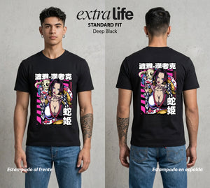 Mar de los Piratas | Emperatriz y Guerrera #03048 - Playera Standard Fit | Deep Black - Foto en modelo