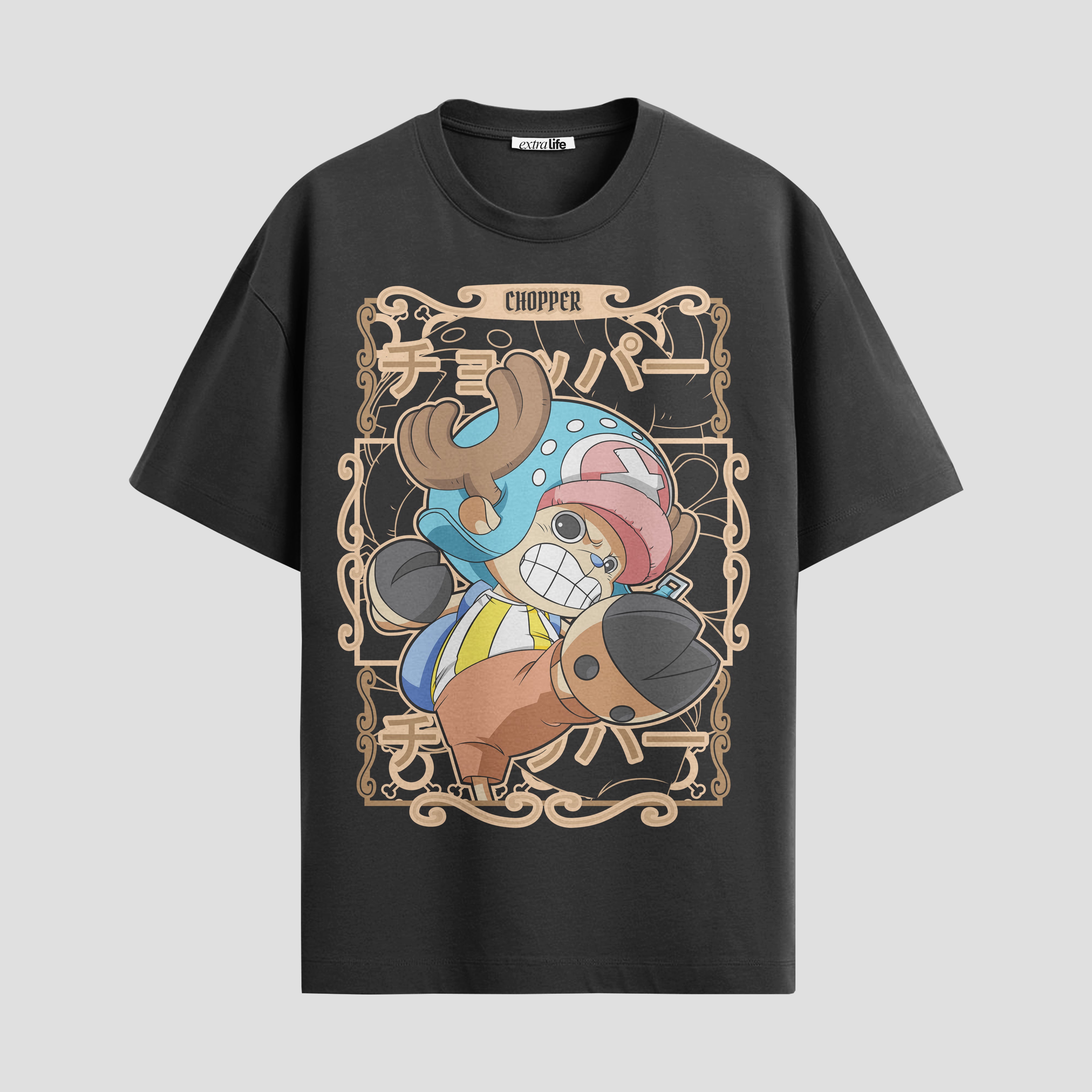 Playera urbana de anime y gaming ExtraLife MX, corte Standard Fit unisex ligero y transpirable en color Deep Black y Pure White, ropa de uso diario para gym y casual.