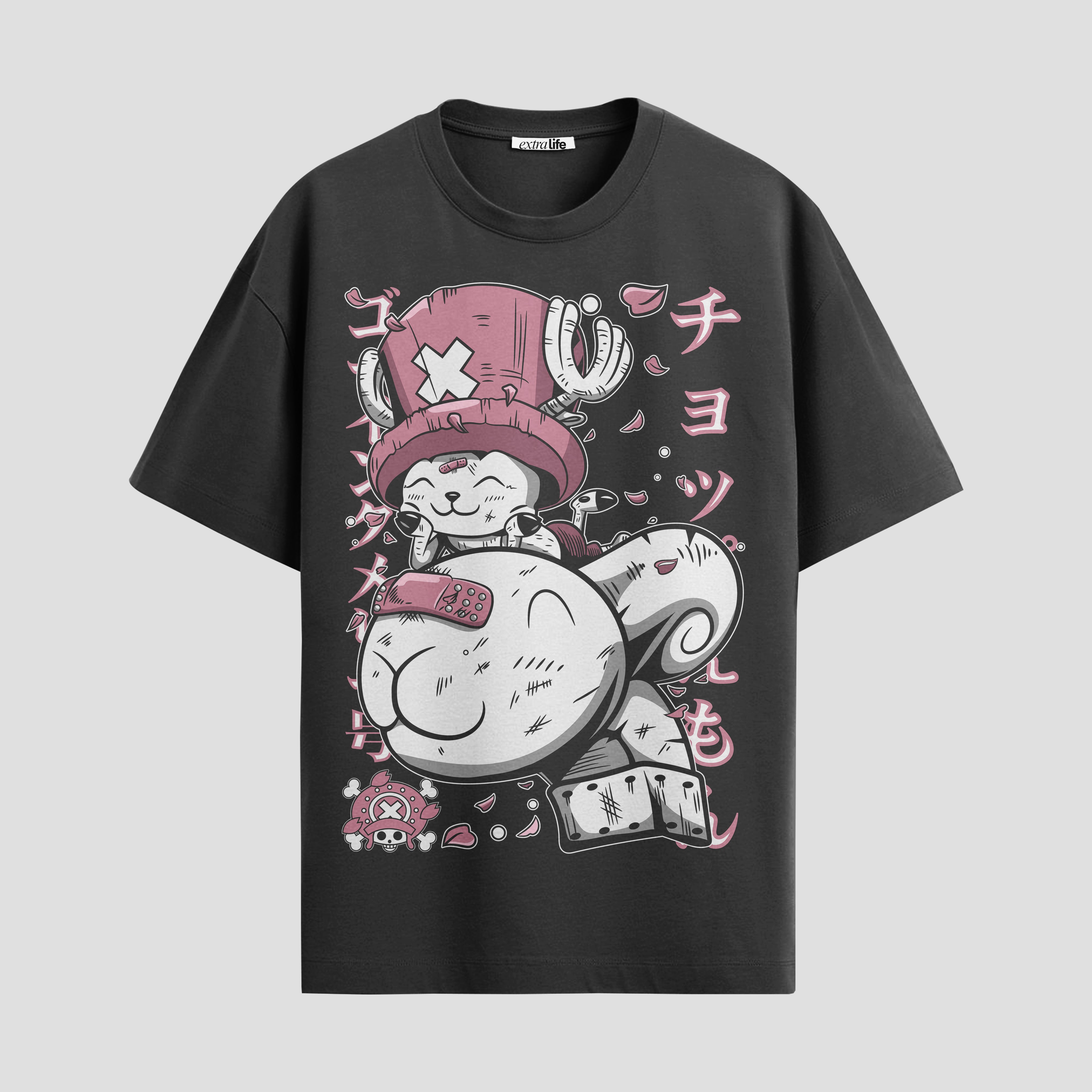 Playera urbana de anime y gaming ExtraLife MX, corte Standard Fit unisex ligero y transpirable en color Deep Black y Pure White, ropa de uso diario para gym y casual.