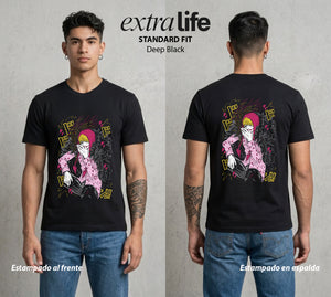 Mar de los Piratas | El Corazon Latente #03079 - Playera Standard Fit | Deep Black - Foto en modelo