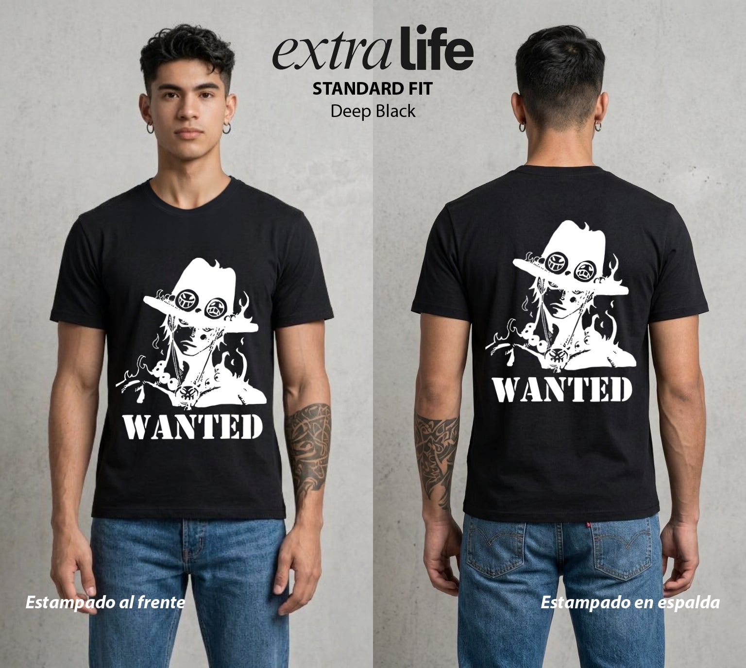 Mar de los Piratas | La Herencia de la D #03086 - Playera Standard Fit | Deep Black - Foto en modelo