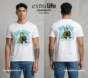 Mar de los Piratas | El Dios del Trueno #03111 - Playera Standard Fit | Pure White - Foto en modelo