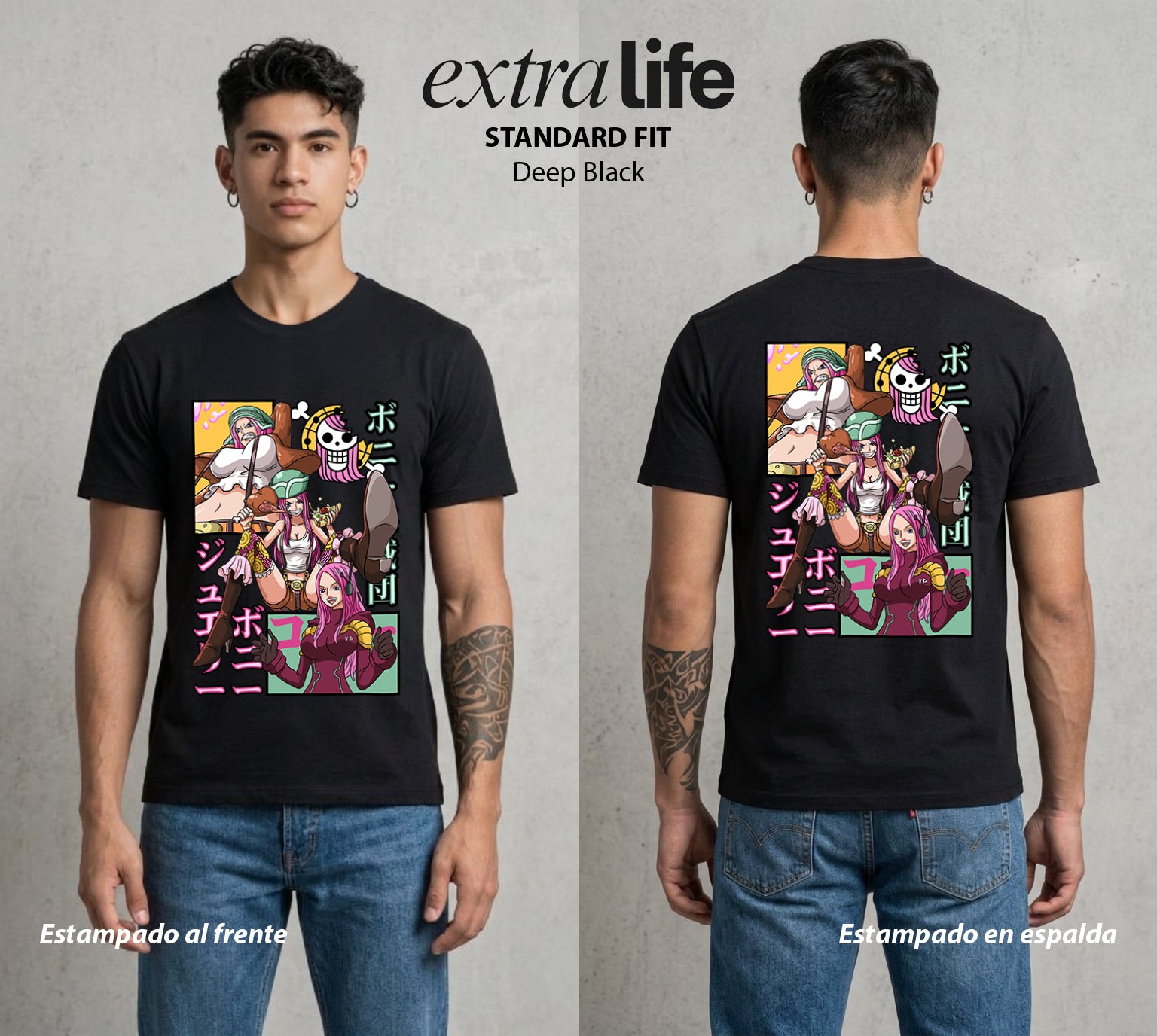 Mar de los Piratas | La Chica de las Edades #03121 - Playera Standard Fit | Deep Black - Foto en modelo