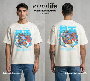 Mar de los Piratas | El Caballero del Mar #03122 - Playera Oversized Premium | Off White - Foto en modelo