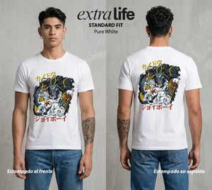 Mar de los Piratas | El Dragon del Mundo #03131 - Playera Standard Fit | Pure White - Foto en modelo