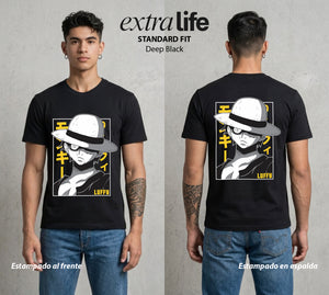 Mar de los Piratas | El Futuro Rey #03157 - Playera Standard Fit | Deep Black - Foto en modelo