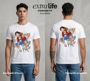 Mar de los Piratas | Goma y Libertad #03159 - Playera Standard Fit | Pure White - Foto en modelo