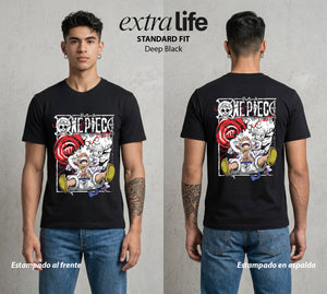 Mar de los Piratas | El Engranaje Final #03187 - Playera Standard Fit | Deep Black - Foto en modelo