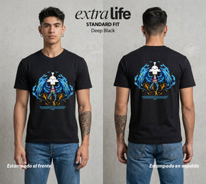 Mar de los Piratas | El Fenix del Mar #03251 - Playera Standard Fit | Deep Black - Foto en modelo