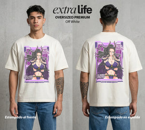 Mar de los Piratas | La Historiadora #03278 - Playera Oversized Premium | Off White - Foto en modelo