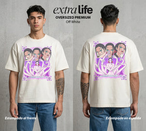 Mar de los Piratas | Flores del Pasado #03279 - Playera Oversized Premium | Off White - Foto en modelo