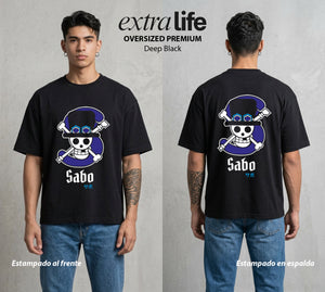 Mar de los Piratas | Revolucion y Llamas con Bandera #03301 - Playera Oversized Premium | Deep Black - Foto en modelo
