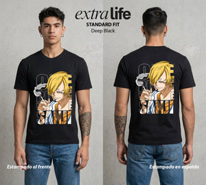Mar de los Piratas | Patada Llameante #03303 - Playera Standard Fit | Deep Black - Foto en modelo