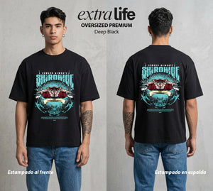 Mar de los Piratas | El Padre Blanco #03322 - Playera Oversized Premium | Deep Black - Foto en modelo