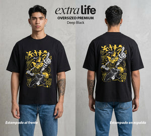 Mar de los Piratas | El Rey de los Francotiradores #03325 - Playera Oversized Premium | Deep Black - Foto en modelo