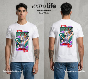 Mar de los Piratas | La Hija Libertaria #03370 - Playera Standard Fit | Pure White - Foto en modelo