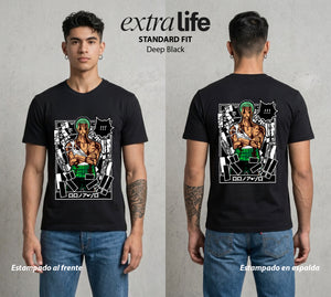 Mar de los Piratas | Ambicion de Espadachin #03381 - Playera Standard Fit | Deep Black - Foto en modelo
