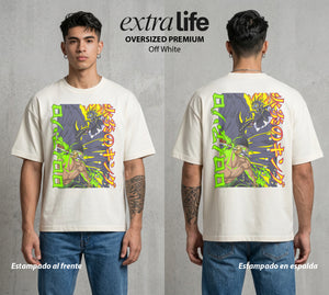 Mar de los Piratas | Tres Espadas #03401 - Playera Oversized Premium | Off White - Foto en modelo