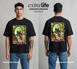 El Mundo Entrenador | La Hoja del Johto #03480 - Playera Oversized Premium | Deep Black - Foto en modelo