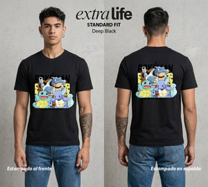 El Mundo Entrenador | La Transformacion Evolucion #03491 - Playera Standard Fit | Deep Black - Foto en modelo