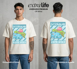 El Mundo Entrenador | La Flor Media #03511 - Playera Oversized Premium | Off White - Foto en modelo