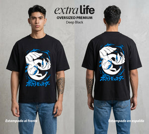 El Mundo Entrenador | El Guardian del Mar #03519 - Playera Oversized Premium | Deep Black - Foto en modelo