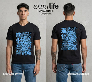 El Mundo Entrenador | Del Agua al Canon Evolucion #03556 - Playera Standard Fit | Deep Black - Foto en modelo