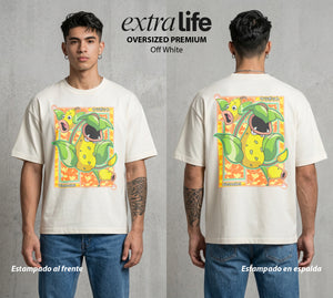 El Mundo Entrenador | La Planta Carnivora #03570 - Playera Oversized Premium | Off White - Foto en modelo