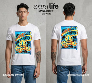 El Mundo Entrenador | El Rayo del Bien #03575 - Playera Standard Fit | Pure White - Foto en modelo