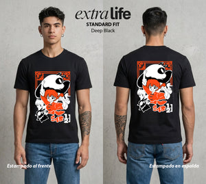 El Dojo del Caos | El Grupo del Caos #03597 - Playera Standard Fit | Deep Black - Foto en modelo