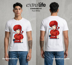 El Dojo del Caos | El Prometido Involuntario #03602 - Playera Standard Fit | Pure White - Foto en modelo