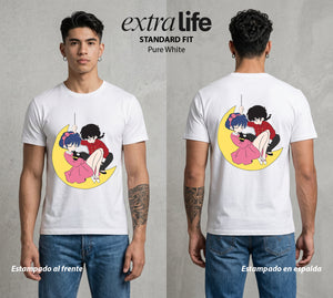 El Dojo del Caos | El Prometido Tsundere #03604 - Playera Standard Fit | Pure White - Foto en modelo