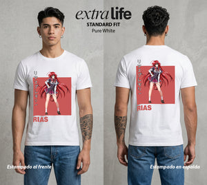 El Club del Diablo | La Noble del Bien #03674 - Playera Standard Fit | Pure White - Foto en modelo