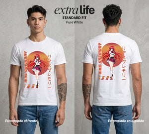 El Club del Diablo | La Reina del Diablo #03679 - Playera Standard Fit | Pure White - Foto en modelo