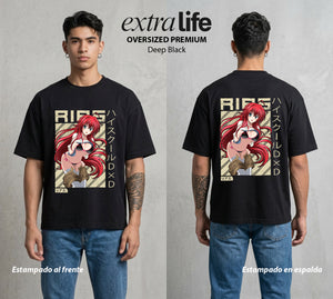 El Club del Diablo | La Reina del Diablo #03688 - Playera Oversized Premium | Deep Black - Foto en modelo