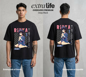 El Ojo del Mal | La Chica del Syndrome #03696 - Playera Oversized Premium | Deep Black - Foto en modelo