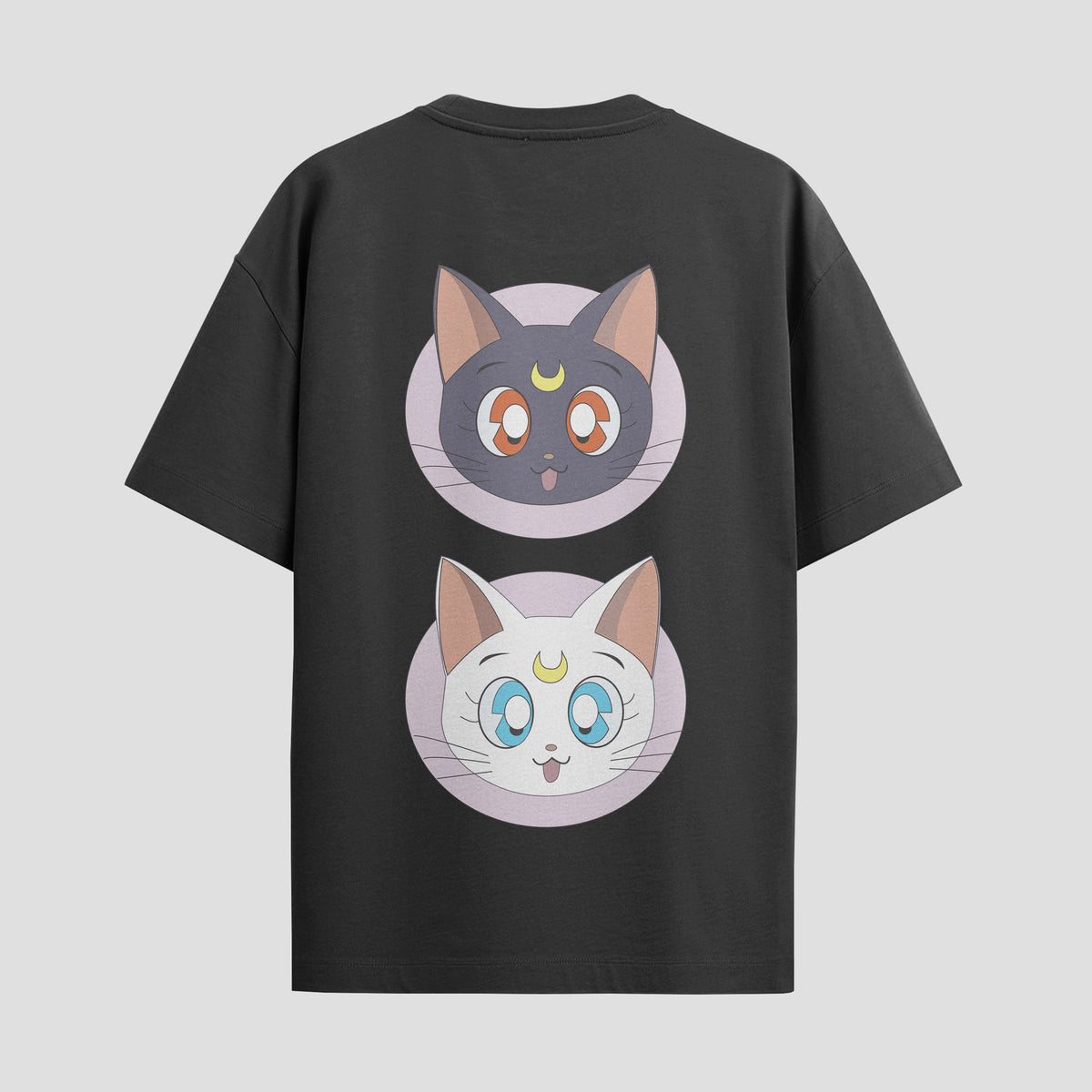 Playera urbana de anime y gaming ExtraLife MX, corte Classic Premium unisex ligero y transpirable en color Deep Black y Pure White, ropa de uso diario para gym y casual.