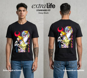 Las Guerreras del Cosmos | La Luna del Cosmos #03785 - Playera Standard Fit | Deep Black - Foto en modelo