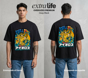 Los Caballeros del Cosmos | El Meteor del Cosmos #03850 - Playera Oversized Premium | Deep Black - Foto en modelo