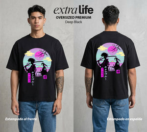 El Espadachin Errante | El Caos y el Orden Samurai #03879 - Playera Oversized Premium | Deep Black - Foto en modelo