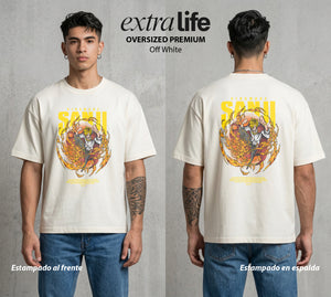 Mar de los Piratas | Patada Llameante #03891 - Playera Oversized Premium | Off White - Foto en modelo