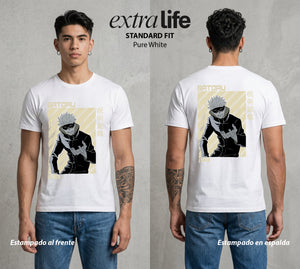 El Arte de las Maldiciones | El Infinito del Bien #03893 - Playera Standard Fit | Pure White - Foto en modelo