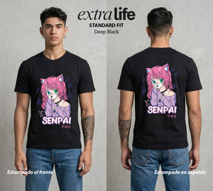 El Sempai Legendario | El Sempai del Bien #03949 - Playera Standard Fit | Deep Black - Foto en modelo