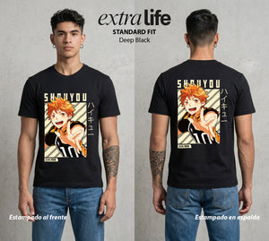 El Vuelo del Voleibol | Los Ojos del Byakugan #03998 - Playera Standard Fit | Deep Black - Foto en modelo