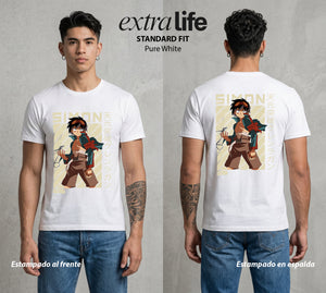 Mas Alla del Cielo | El Que Perfora el Cielo #04016 - Playera Standard Fit | Pure White - Foto en modelo