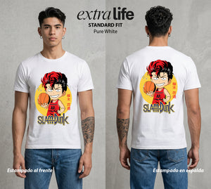 La Cancha del Destino | El Genio del Tablero #04025 - Playera Standard Fit | Pure White - Foto en modelo
