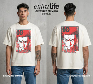 La Cancha del Destino | El Cabello Rojo del Bien #04028 - Playera Oversized Premium | Off White - Foto en modelo