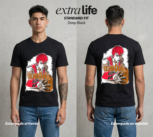 La Cancha del Destino | El Genio del Tablero #04037 - Playera Standard Fit | Deep Black - Foto en modelo